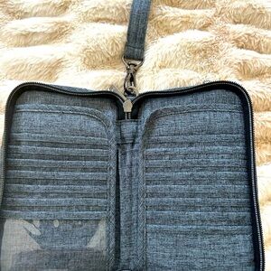 Lug Pilot Passport Wallet